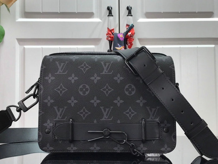 Louis Vuitton Steamer Messenger M45585