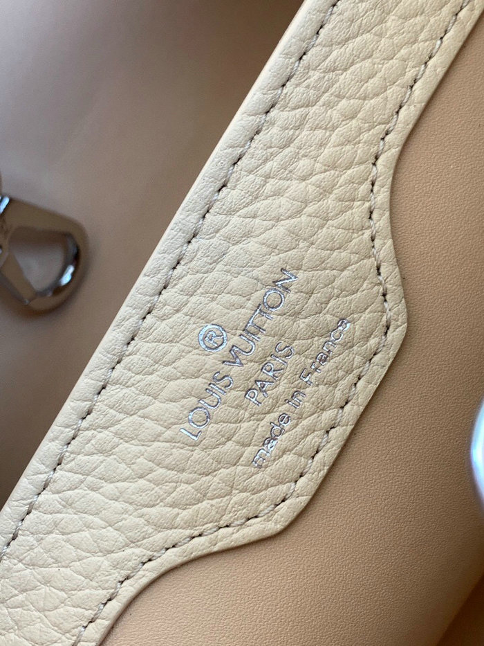 Louis Vuitton Capucines BB Beige M53963