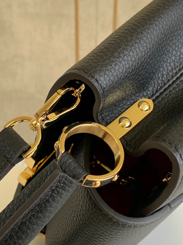 Louis Vuitton Capucines BB Black M94517