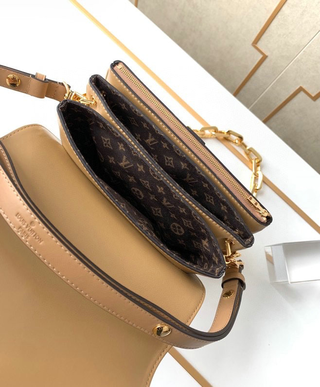 Louis Vuitton RENDEZ-VOUS Camel M57743