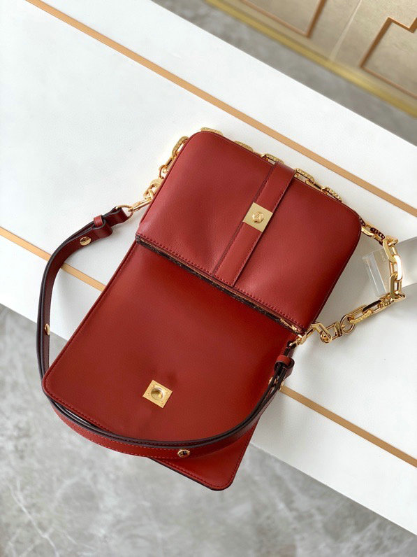 Louis Vuitton RENDEZ-VOUS Red M57743