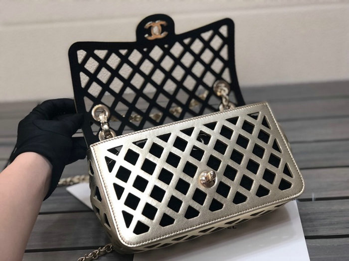 Chanel Flap Bag Gold AS2370