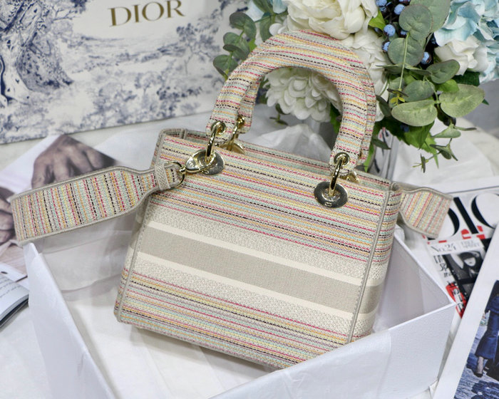 Dior Medium Lady D-lite Bag MD80026