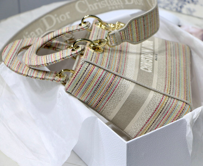 Dior Medium Lady D-lite Bag MD80026
