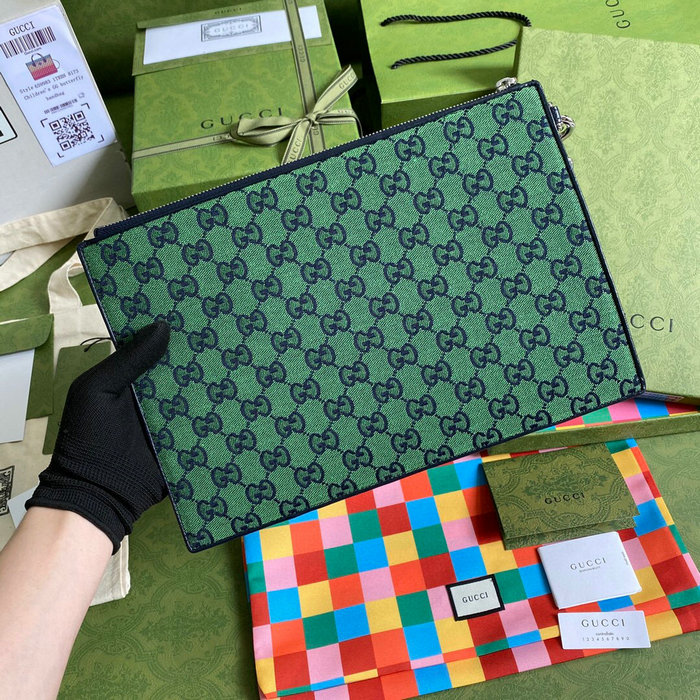 Gucci GG Pouch Green 657581