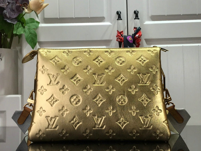 Louis Vuitton Coussin PM Gold M57913