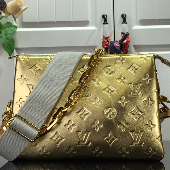 Louis Vuitton Coussin PM Gold M57913