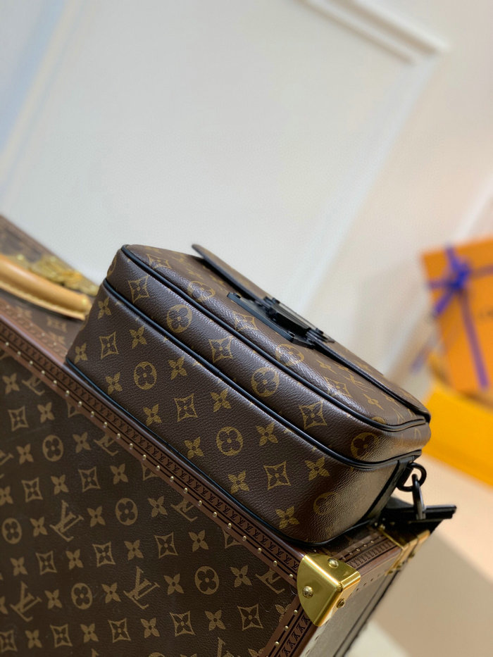 Louis Vuitton S Lock Messenger Black M45806