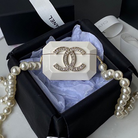 Chanel Airpods Case Pro Necklace White AB642