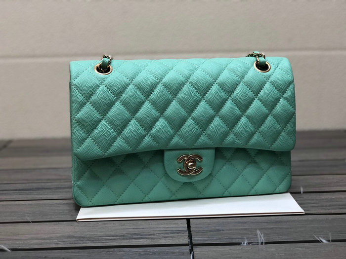 Classic Chanel Grained Calfskin Medium Flap Bag Green CF1112