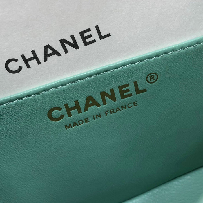Classic Chanel Grained Small Flap Bag Green CF1116