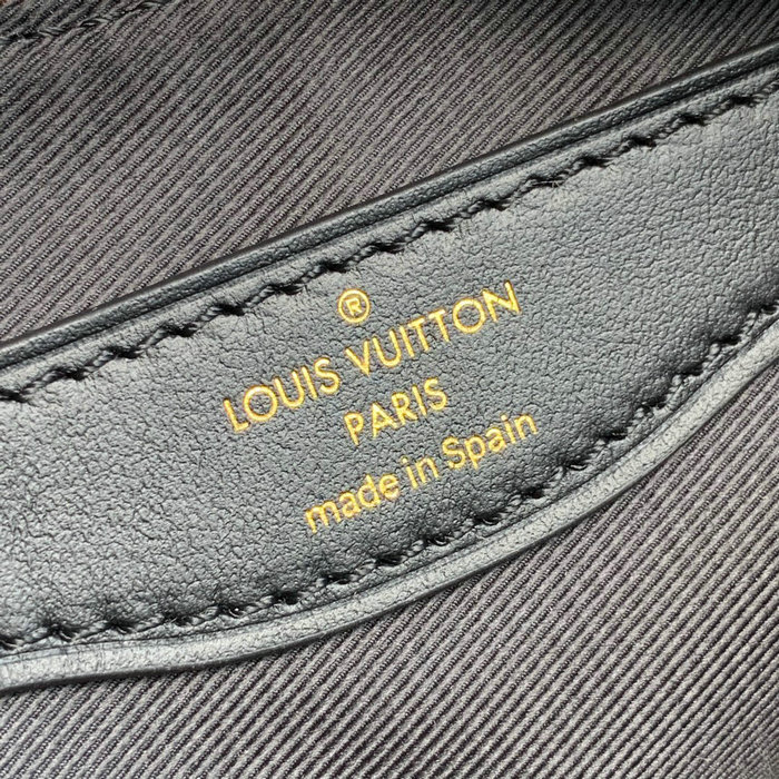 Louis Vuitton Boulogne Black M45832