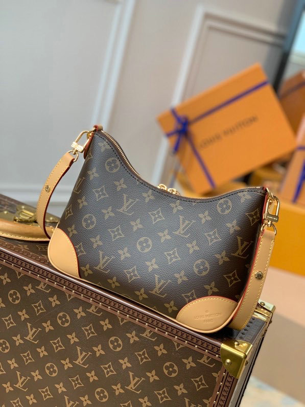 Louis Vuitton Boulogne Brown M45832