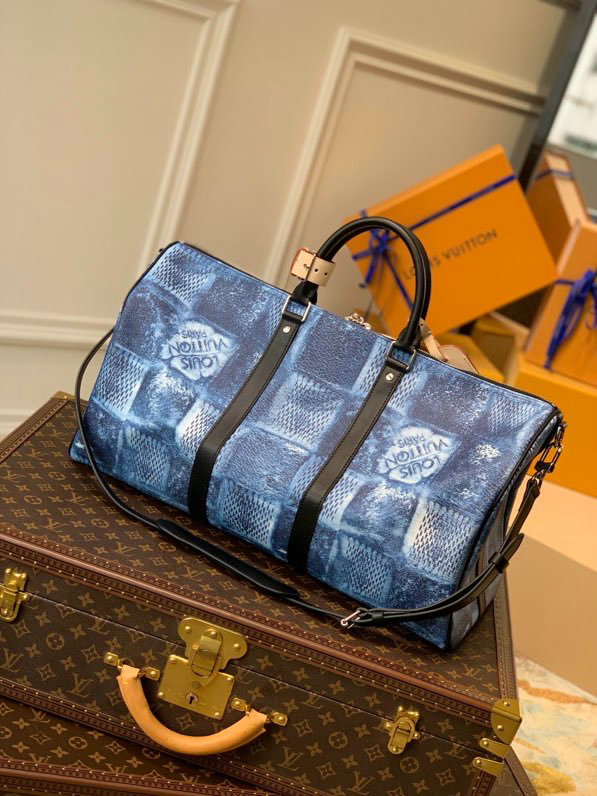 Louis Vuitton Keepall Bandouliere 50 Blue N50059