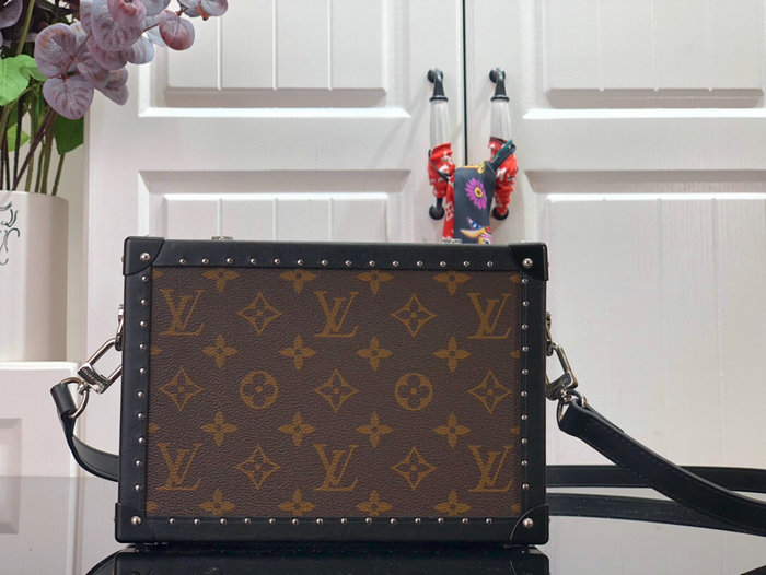 Louis Vuitton Monogram Canvas Box Bag M43580