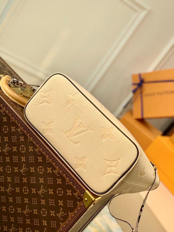 Louis Vuitton Neverfull MM M58525