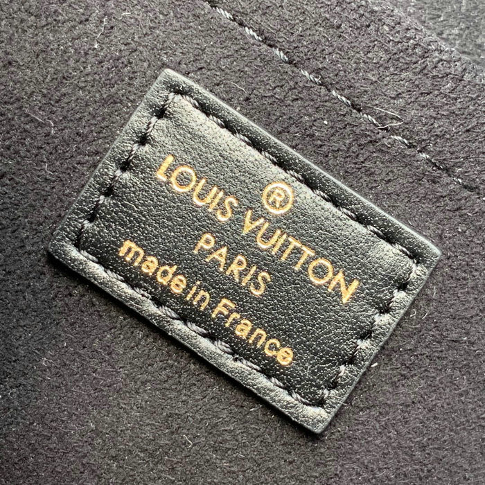 Louis Vuitton Padlock on strap M80559