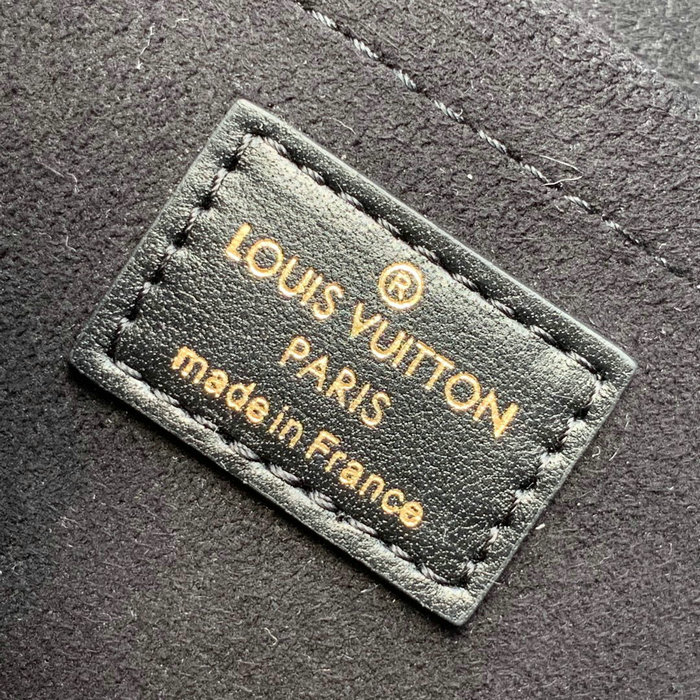 Louis Vuitton Padlock on strap M80559