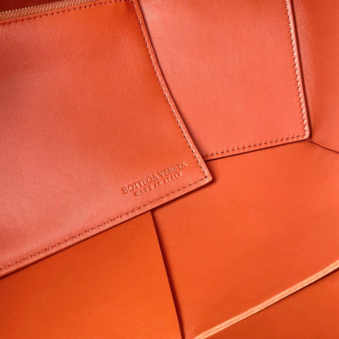 Bottega Veneta Arco Maxi Intrecciato Tote Bag Orange B6091757
