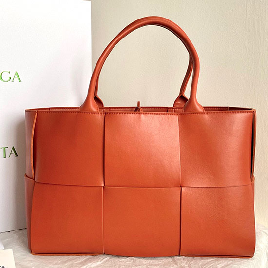 Bottega Veneta Arco Maxi Intrecciato Tote Bag Orange B6091757