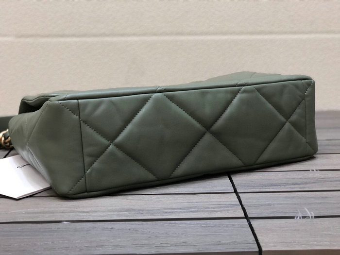 Chanel 19 Lambskin Maxi Flap Bag Green AS1162