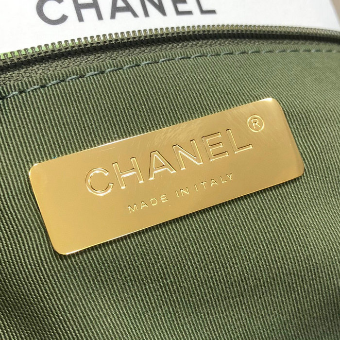 Chanel 19 Lambskin Maxi Flap Bag Green AS1162