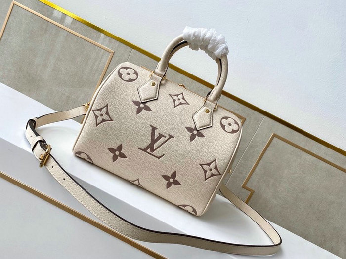 Louis Vuitton Speedy Bandouliere 25 Cream M58947