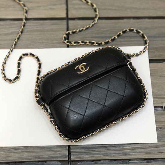 Chanel Airpods Case Black AP2208