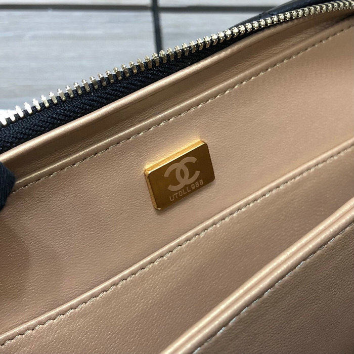 Chanel Vanity Case Black AS2900