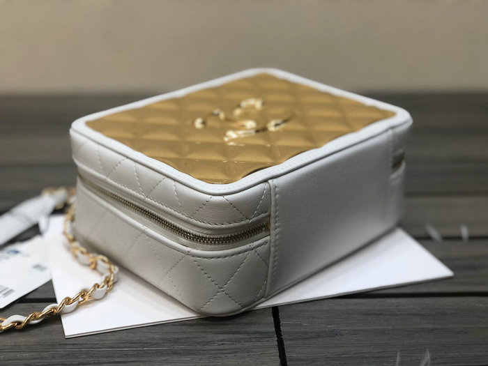 Chanel Vanity Case White AS2900