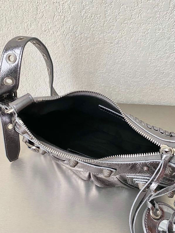 Balenciaga Le Cagole XS Shoulder Bag Silver B67130