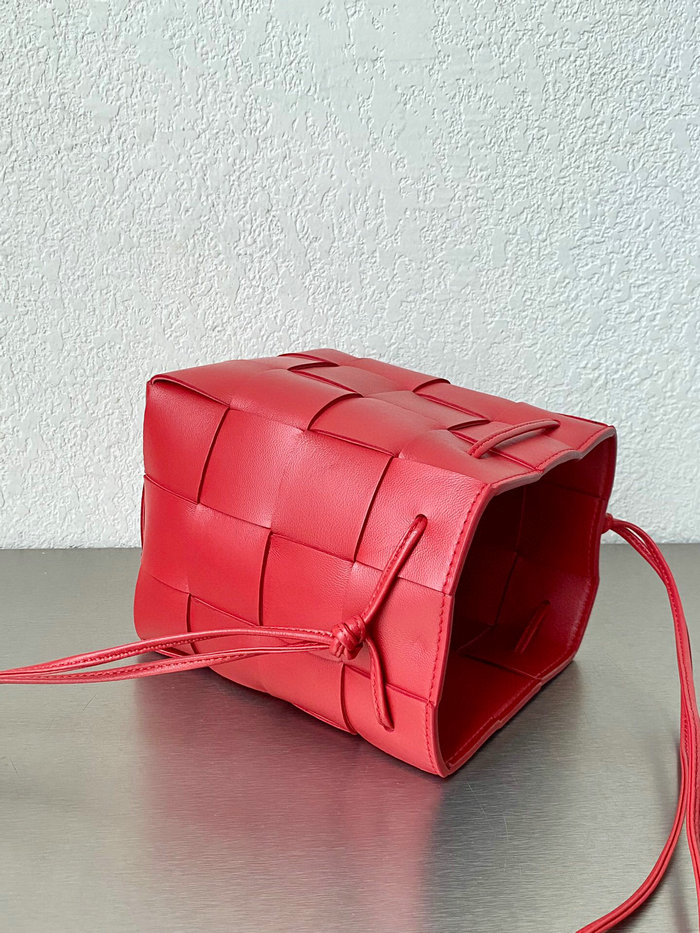 Bottega Veneta Cassette Bucket Bag Red B68028