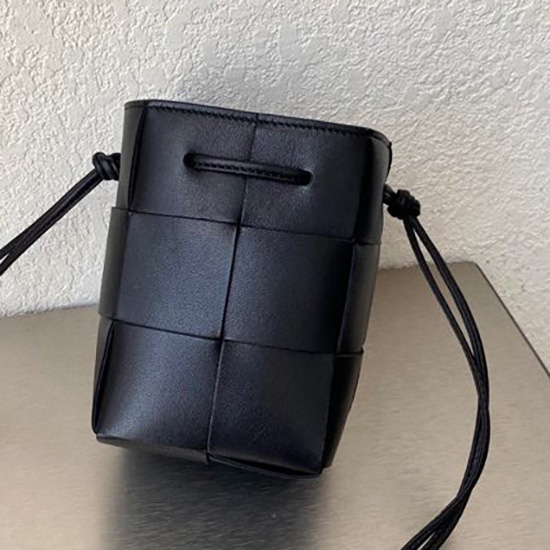 Bottega Veneta Cassette Mini Bucket Bag Black B62081