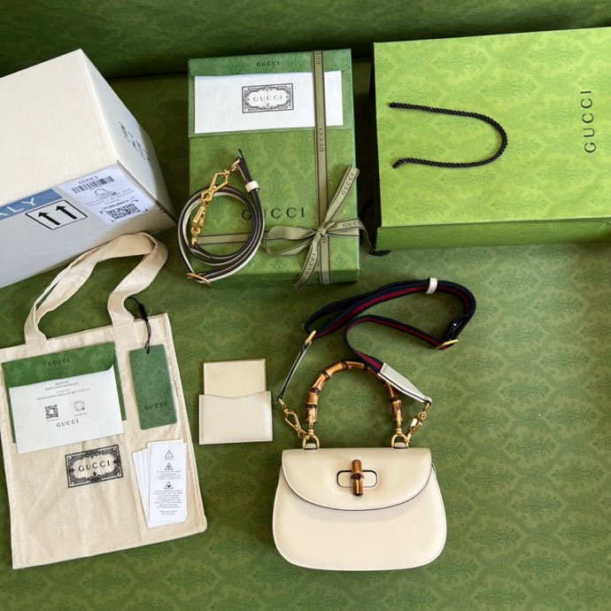 Gucci Small top handle bag with Bamboo White 675797
