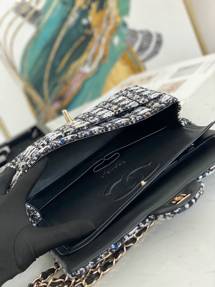 Classic Chanel Tweed Medium Flap Bag A69901