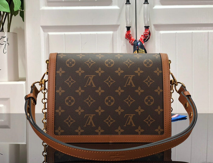 Louis Vuitton DAUPHINE MM M45958