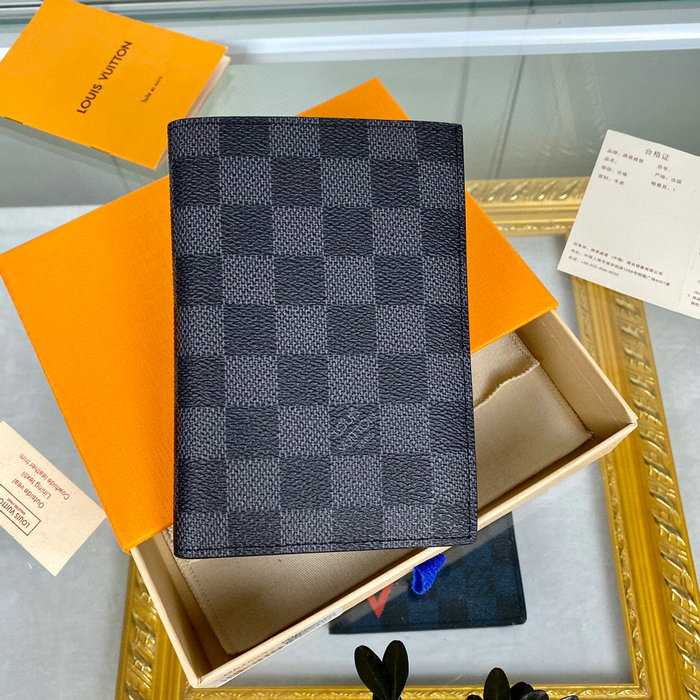 Louis Vuitton Damier Graphite Canvas Passport Cover N64411