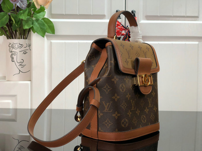 Louis Vuitton Dauphine Backpack PM M45142