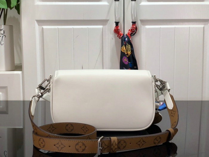 Louis Vuitton Swing White M20393