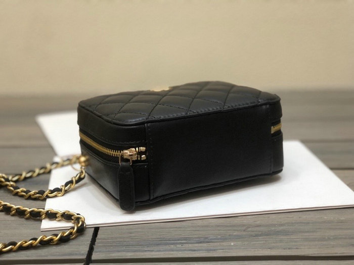 Chanel Lambskin Clutch With Chain Black AP2463