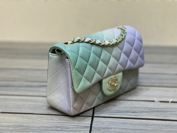 Classic Chanel Lambskin Small Flap Bag Green CF1116