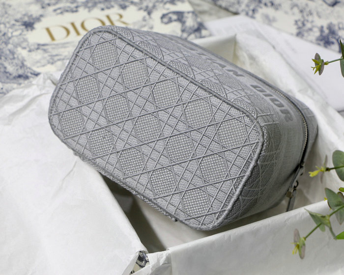 Dior Diortravel Vanity Case Grey DM9039