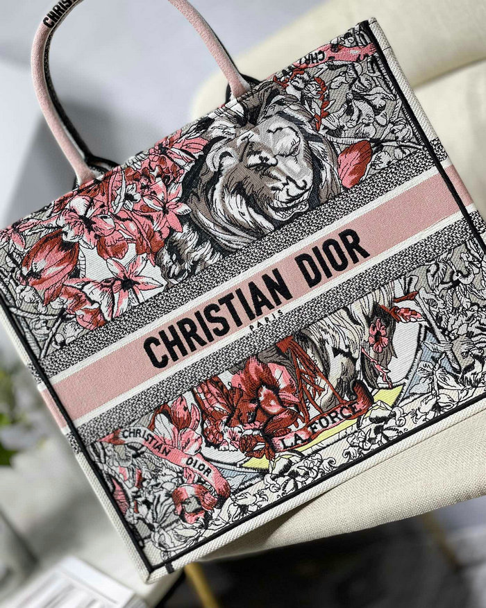 Dior Embroidered Canvas Book Tote M1286617