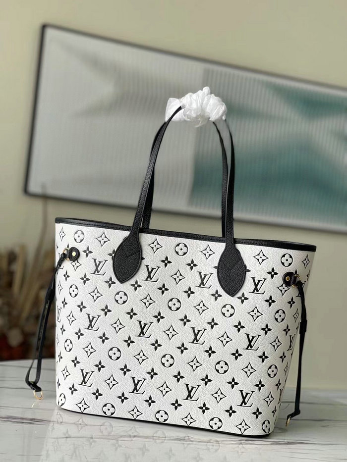 Louis Vuitton Neverfull MM Tote Bag Black M46103
