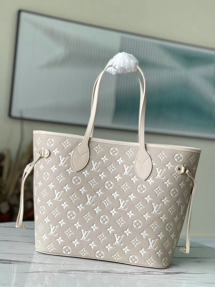 Louis Vuitton Neverfull MM Tote Bag Green M46103