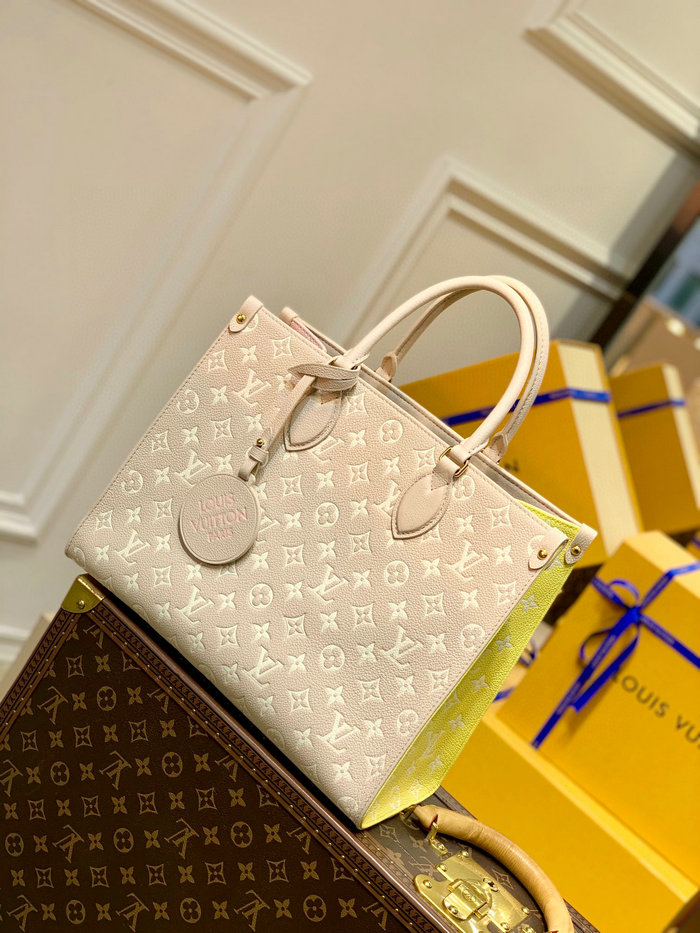 Louis Vuitton Onthego MM Tote Bag Beige M46128