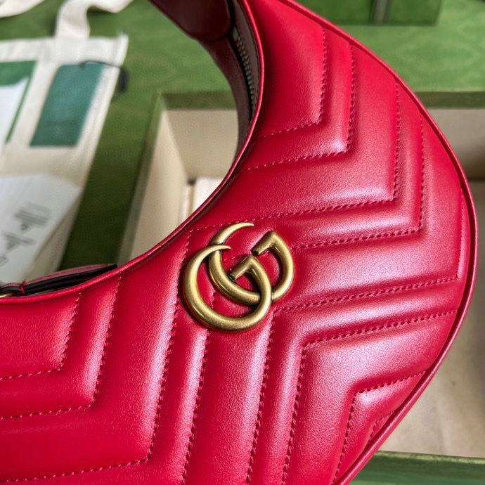 Gucci GG Marmont half-moon-shaped mini bag red 699514