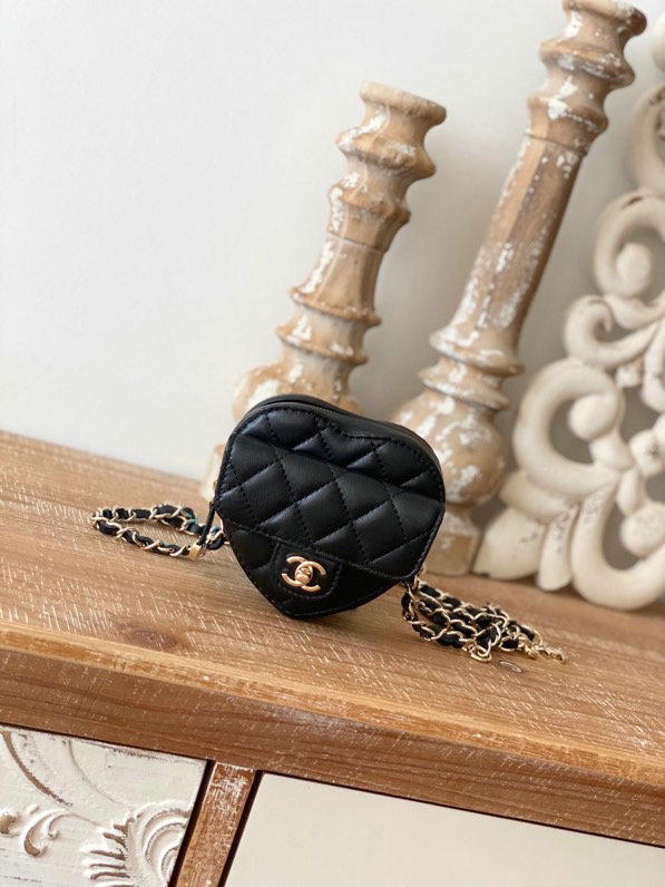 Chanel Lambskin Belt Bag Black AS81202