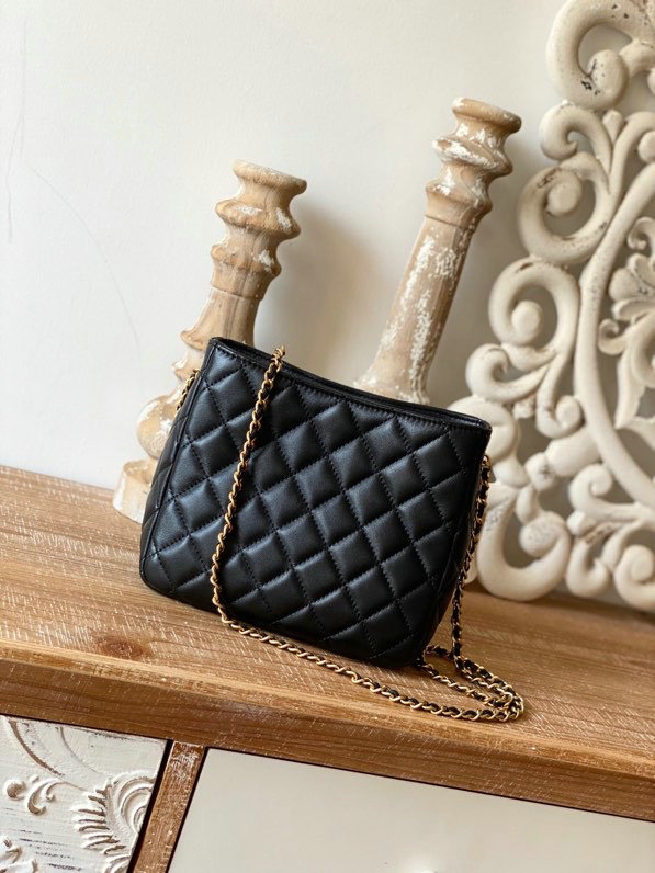 Chanel Lambskin Crossbody Bag Black AS3259
