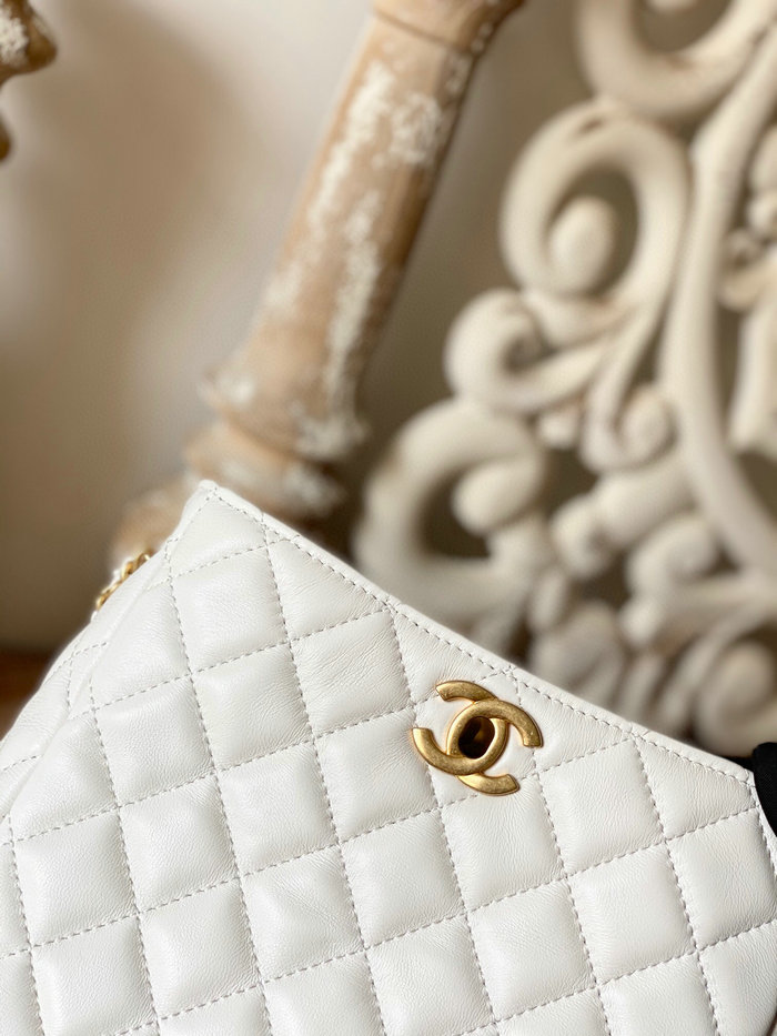 Chanel Lambskin Crossbody Bag White AS3259